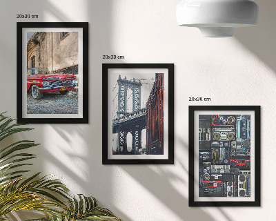 Lot de 3 tableaux Une vieille voiture dans la rue près du pont de Brooklyn et du matériel audio rétro
