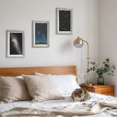 Lot de 3 tableaux représentant des paysages cosmiques de galaxies et des constellations du zodiaque du Bélier