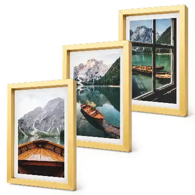 Lot de 3 tableaux représentant une vue d'un lac de montagne avec des bateaux et une fenêtre en arrière-plan