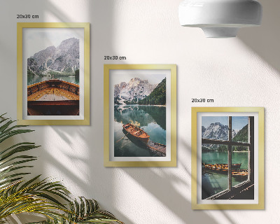 Lot de 3 tableaux Vue d'un lac de montagne avec des bateaux et une fenêtre en arrière-plan