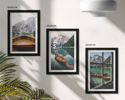 Lot de 3 tableaux Vue d'un lac de montagne avec des bateaux et une fenêtre en arrière-plan