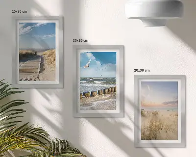 Ensemble de 3 tableaux représentant une plage avec sable, vagues, ciel et oiseaux en vol