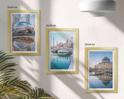 Lot de 3 tableaux L'architecture urbaine se reflète dans l'eau