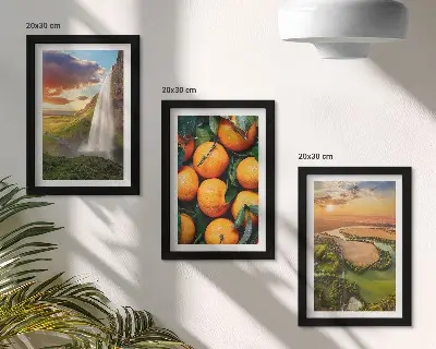 Mur de cadres cascade, montagne, orangers et paysage italien au coucher du soleil