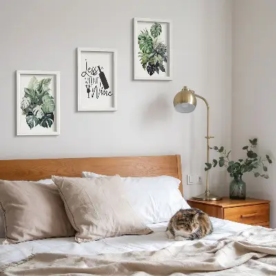 Lot de 3 tableaux représentant des feuilles de plantes dans des tons de vert avec une inscription sur le vin