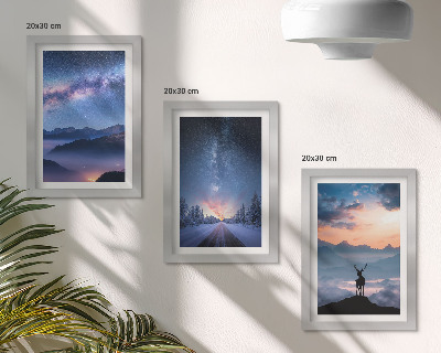 Mur de cadres Ciel nocturne, montagnes, paysages dans le brouillard et cerfs