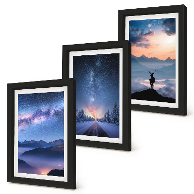 Mur de cadres Ciel nocturne, montagnes, paysages dans le brouillard et cerfs