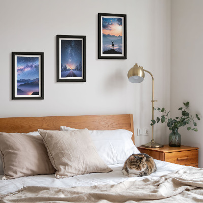 Mur de cadres Ciel nocturne, montagnes, paysages dans le brouillard et cerfs
