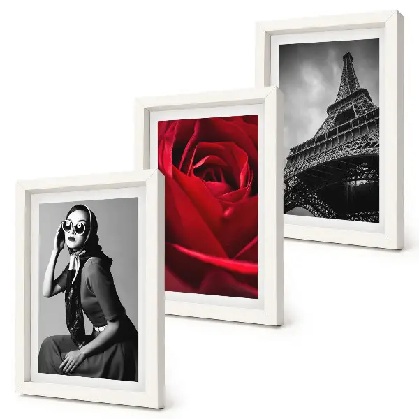 Ensemble de 3 tableaux représentant une Parisienne avec des lunettes roses et la tour Eiffel