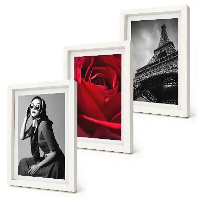 Ensemble de 3 tableaux représentant une Parisienne avec des lunettes roses et la tour Eiffel