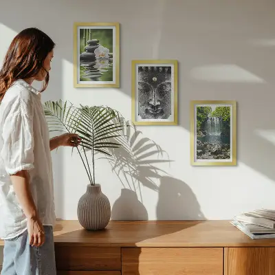 Mur de cadres harmonie de la nature avec des pierres, de l'eau et un Bouddha