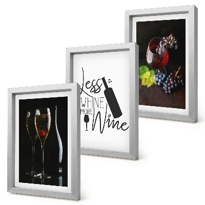 Lot de 3 tableaux Verres à vin avec des raisins et une inscription sur le vin