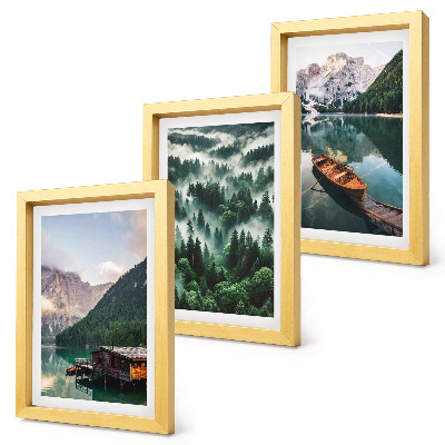 Ensemble de 3 tableaux Paysages de montagne avec un lac, un bateau et une forêt dans le brouillard