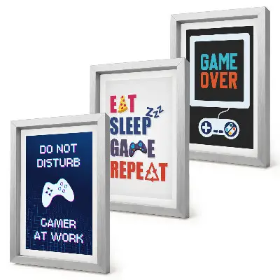 Lot de 3 tableaux sur le thème du divertissement et des jeux vidéo