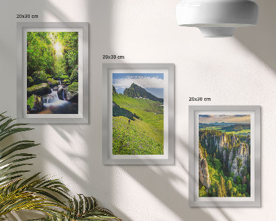 Lot de 3 tableaux Paysages de montagne verdoyants avec une cascade et une forêt