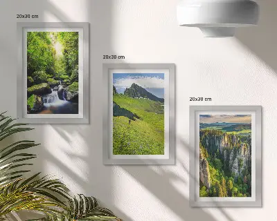 Lot de 3 tableaux représentant des paysages de montagne verdoyants avec une cascade et une forêt