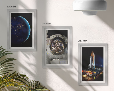 Lot de 3 tableaux Vues spatiales avec la Terre, un astronaute et une fusée
