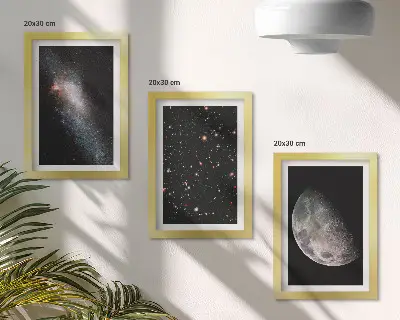 Ensemble de 3 tableaux représentant l'espace avec les étoiles de la galaxie et la pleine lune