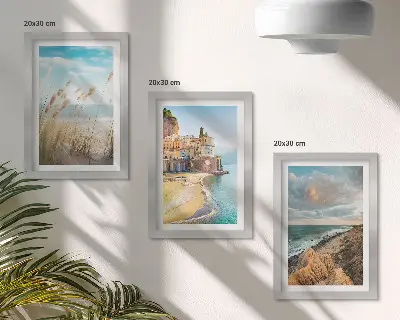 Lot de 3 tableaux représentant des paysages côtiers avec plage, ville et falaises