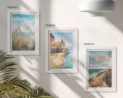 Lot de 3 tableaux représentant des paysages côtiers avec plage, ville et falaises