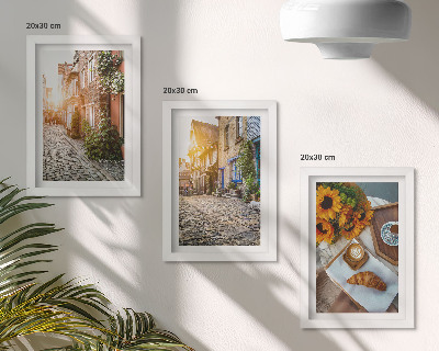 Ensemble de 3 tableaux Des rues charmantes avec du café et des tournesols
