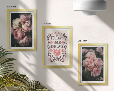 Ensemble de 3 tableaux Des roses anciennes avec une inscription sur les rêves