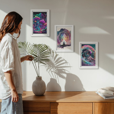 Mur de cadres Illustrations colorées dans un style d'art fantastique
