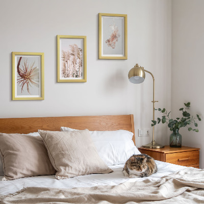 Ensemble de 3 tableaux Fleurs et herbes sur fond clair dans un ensemble harmonieux