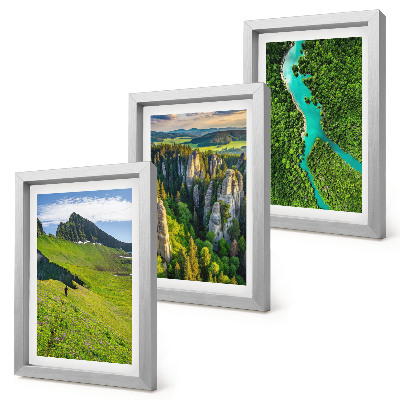 Mur de cadres Paysages de montagnes verdoyantes avec une rivière et des rochers