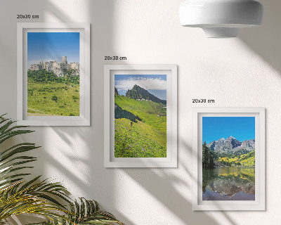 Lot de 3 tableaux Collines verdoyantes avec un château et des paysages montagneux