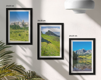 Lot de 3 tableaux Collines verdoyantes avec un château et des paysages montagneux