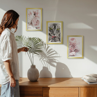 Lot de 3 tableaux Un chat parmi des roses et des pivoines roses