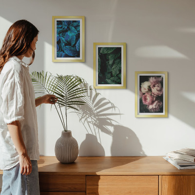 Mur de cadres Feuilles et fleurs de différentes couleurs