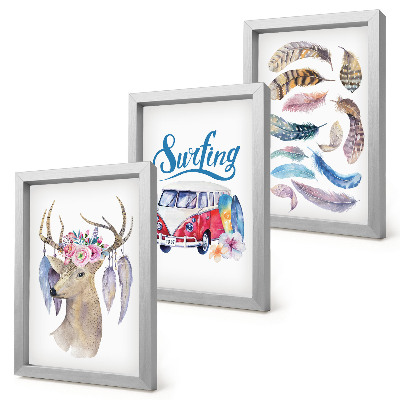 Mur de cadres Cerf à bois avec fleurs, camionnette de vacances, plumes