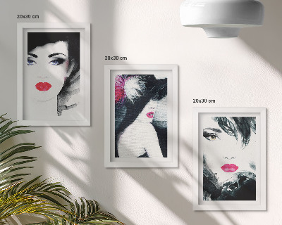Mur de cadres Portraits peints de femmes aux lèvres expressives