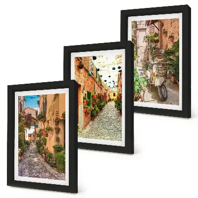 Lot de 3 tableaux représentant des rues charmantes et fleuries dans une ambiance italienne