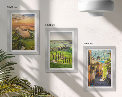 Lot de 3 tableaux Paysages italiens avec une rivière, des collines et une rue de ville