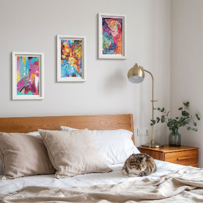 Mur de cadres Peintures abstraites colorées aux motifs dynamiques