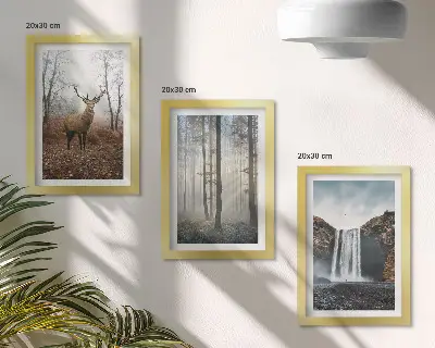 Ensemble de 3 tableaux représentant des paysages forestiers avec une nature sauvage et des cerfs