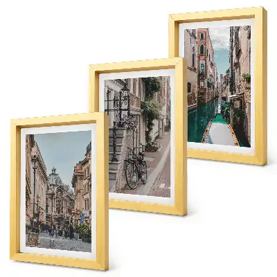 Lot de 3 tableaux représentant des rues vénitiennes avec leur architecture et leurs canaux