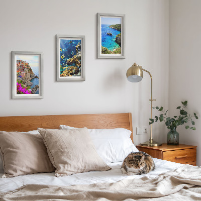 Lot de 3 tableaux Vue sur la mer avec des maisons colorées et un récif corallien