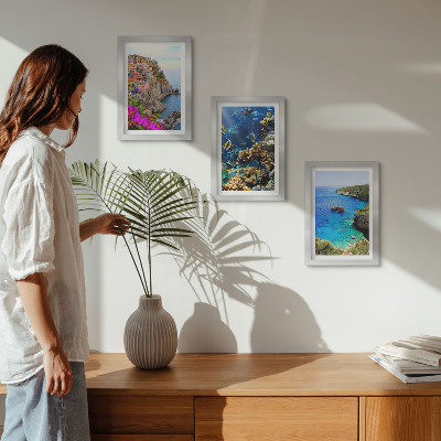 Lot de 3 tableaux Vue sur la mer avec des maisons colorées et un récif corallien