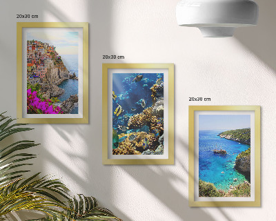 Lot de 3 tableaux Vue sur la mer avec des maisons colorées et un récif corallien