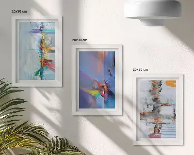 Mur de cadres avec compositions de peinture abstraite