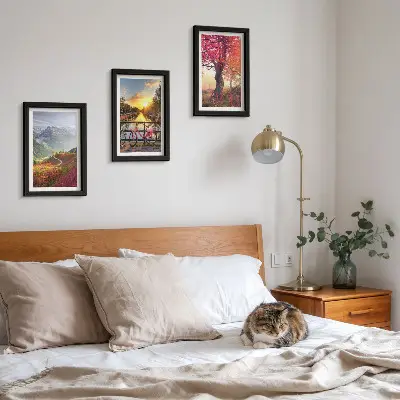 Ensemble de 3 tableaux représentant des paysages de montagne avec un vélo et un arbre d'automne