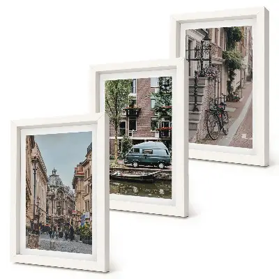 Ensemble de 3 tableaux représentant une vue paisible de bâtiments urbains