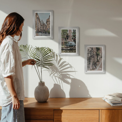 Ensemble de 3 tableaux Vue paisible des bâtiments de la ville