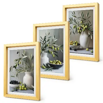 Ensemble de 3 tableaux représentant des olives dans des vases avec des branches sur fond gris