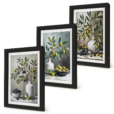 Mur de cadres Olives dans des plats en céramique sur fond gris