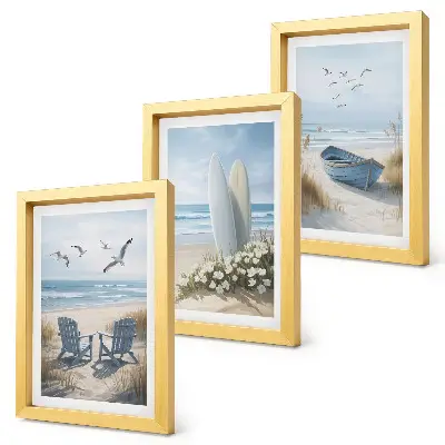 Ensemble de 3 tableaux représentant une plage avec des planches de surf, des bateaux et des oiseaux